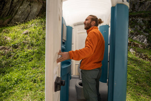 Best Best portable toilet rental  in Englishtown, NJ